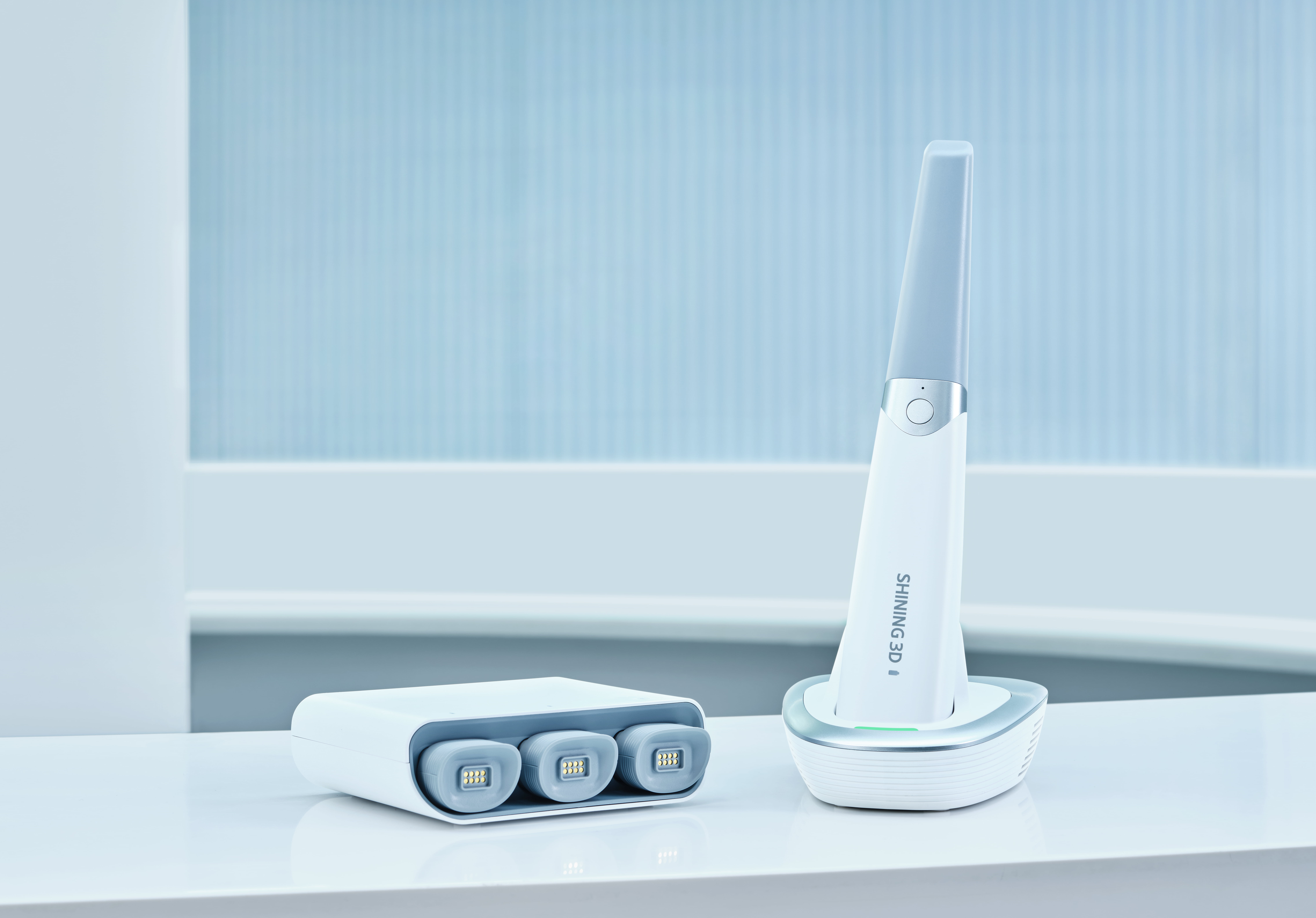 AOS3W with charger(1)